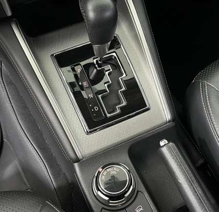 MITSUBISHI-L200 TRITON-2023