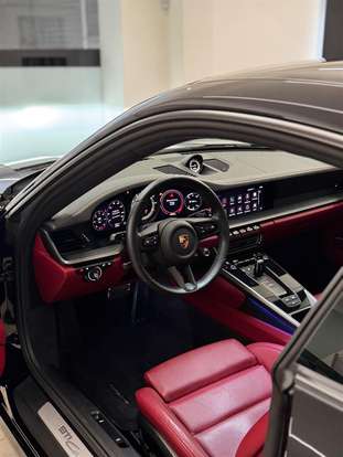 PORSCHE-911-2024