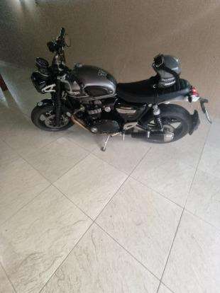 TRIUMPH-SPEED TWIN-2019