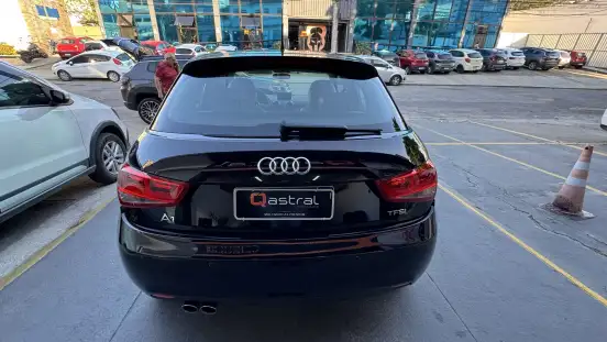 AUDI-A1-2013