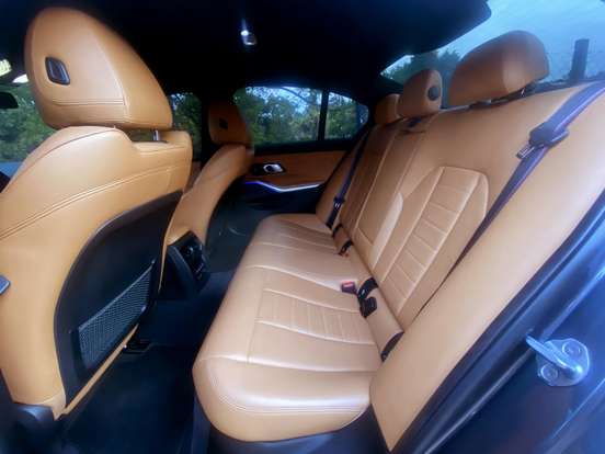 BMW-320i-2.0 16V TURBO GASOLINA SPORT AUTOMÁTICO BMW-320i-2020