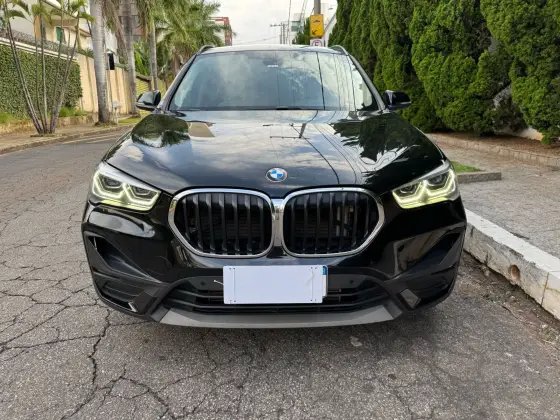 BMW X1 2.0 16V TURBO ACTIVEFLEX SDRIVE20I X-LINE 4P AUTOMÁTICO BMW X1 2.0 16V TURBO ACTIVEFLEX SDRIVE20I X-LINE 4P AUTOMÁTICO