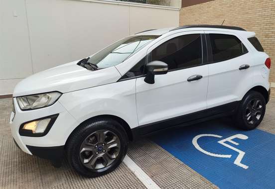 FORD-ECOSPORT-2018