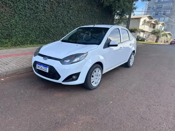 FORD FIESTA 1.6 SE SEDAN 16V FLEX 4P MANUAL