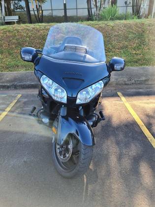 HONDA GL 1800 GOLD WING 