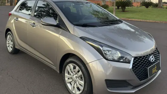 HYUNDAI HB20 1.0 COMFORT PLUS 12V FLEX 4P MANUAL HYUNDAI HB20 1.0 COMFORT PLUS 12V FLEX 4P MANUAL