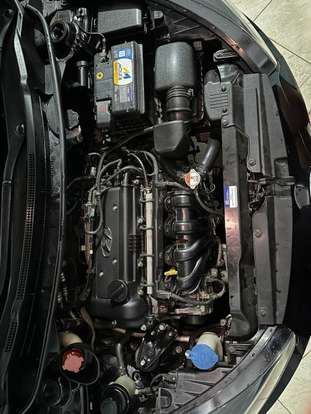 HYUNDAI-HB20-2013
