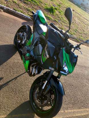 KAWASAKI-Z800-2014