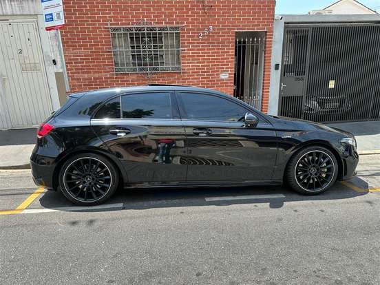 MERCEDES-BENZ-A 35 AMG-2019