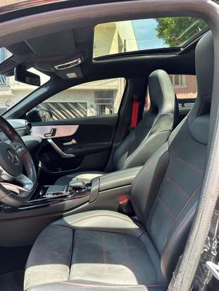 MERCEDES-BENZ-A 35 AMG-2019
