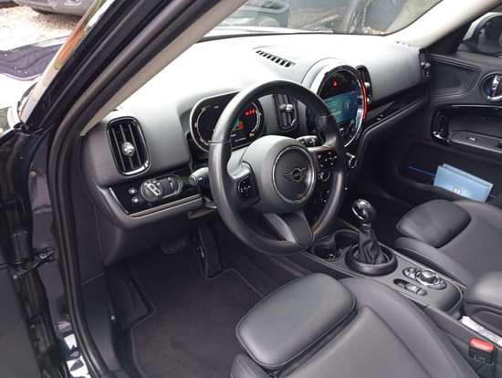 MINI-COUNTRYMAN-2021