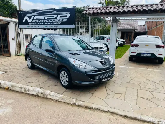 PEUGEOT 207 1.4 XR 8V FLEX 4P MANUAL