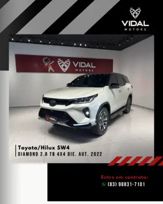 TOYOTA HILUX SW4 2.8 D-4D TURBO DIESEL DIAMOND 7L 4X4 AUTOMÁTICO