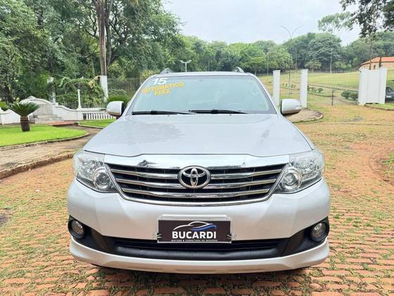 TOYOTA HILUX SW4 2.7 SR 4X2 16V FLEX 4P AUTOMÁTICO