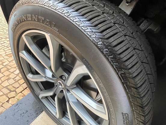 VOLVO-XC90-2.0 T6 GASOLINA MOMENTUM AWD GEARTRONIC VOLVO-XC90-2019