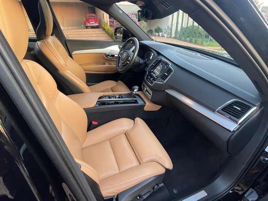 VOLVO-XC90-2.0 T6 GASOLINA MOMENTUM AWD GEARTRONIC VOLVO-XC90-2019