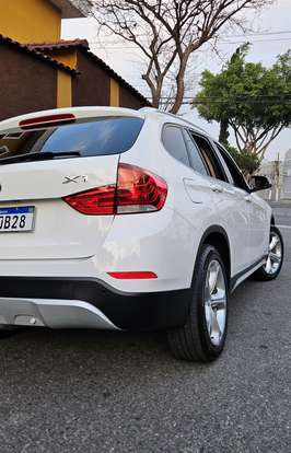 BMW-X1-2014
