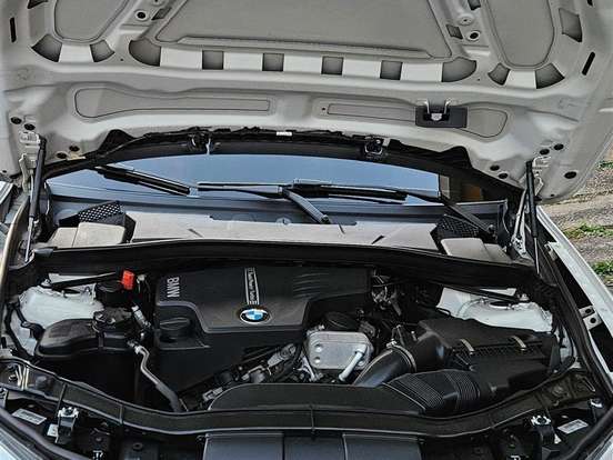 BMW-X1-2.0 16V TURBO GASOLINA SDRIVE20I 4P AUTOMÁTICO BMW-X1-2014