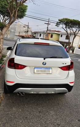 BMW-X1-2014