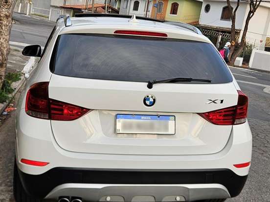 BMW-X1-2.0 16V TURBO GASOLINA SDRIVE20I 4P AUTOMÁTICO BMW-X1-2014