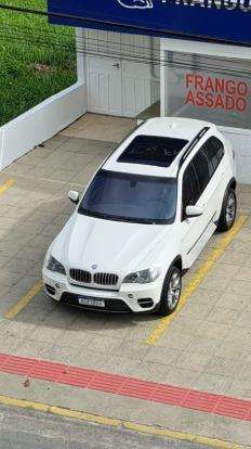 BMW-X5-2011