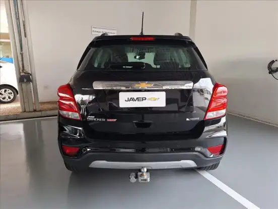 CHEVROLET-TRACKER-2018