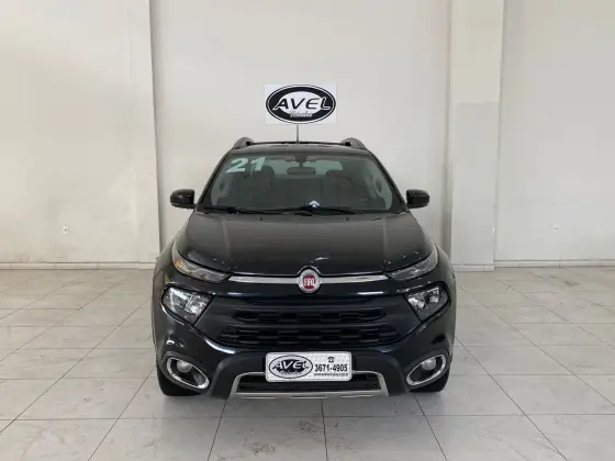 FIAT TORO 2.0 16V TURBO DIESEL FREEDOM 4WD AT9 FIAT TORO 2.0 16V TURBO DIESEL FREEDOM 4WD AT9