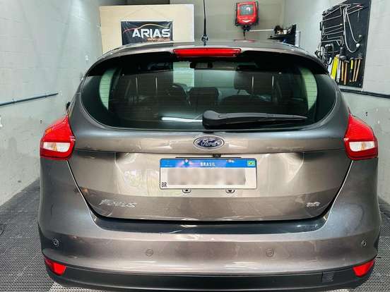 FORD-FOCUS-2017