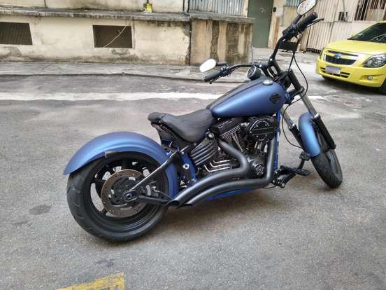 HARLEY-DAVIDSON-ROCKER C HARLEY-DAVIDSON-ROCKER C-2009
