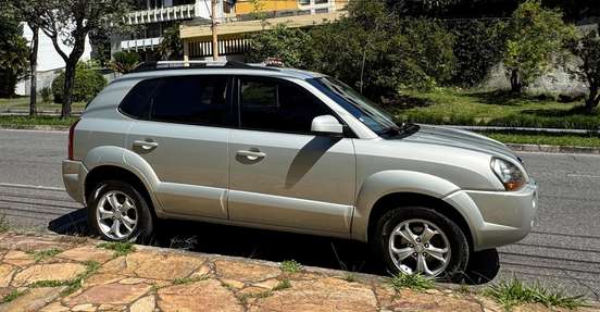 HYUNDAI-TUCSON-2013
