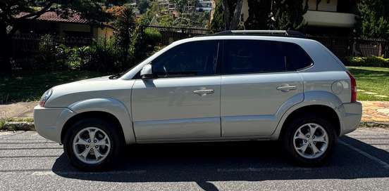 HYUNDAI-TUCSON-2.0 MPFI GLS 16V 143CV 2WD FLEX 4P AUTOMÁTICO HYUNDAI-TUCSON-2013