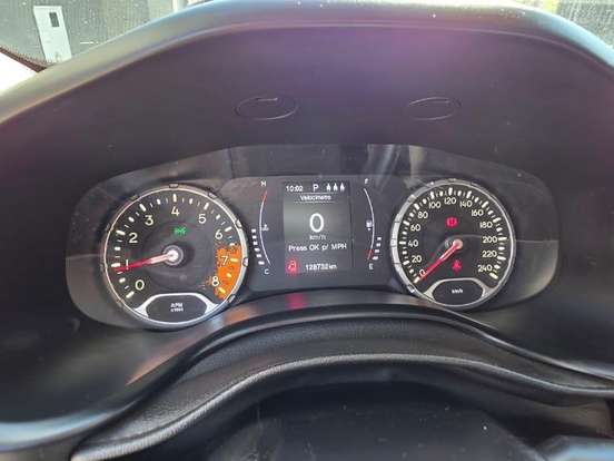 JEEP-RENEGADE-1.8 16V FLEX SPORT 4P AUTOMÁTICO JEEP-RENEGADE-2019