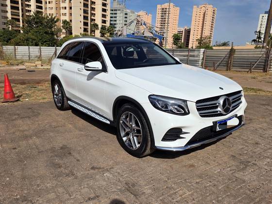Imagem de MERCEDES-BENZ GLC 250 2.0 CGI GASOLINA SPORT 4MATIC 9G-TRONIC
