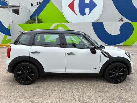 MINI-COUNTRYMAN-2011