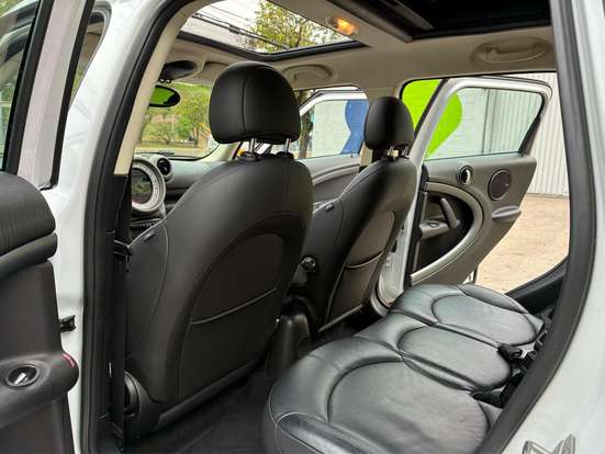 MINI-COUNTRYMAN-2011