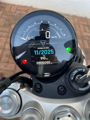 TRIUMPH-SPEED TWIN-2025