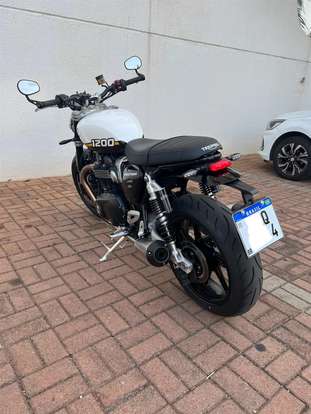 TRIUMPH-SPEED TWIN-2025