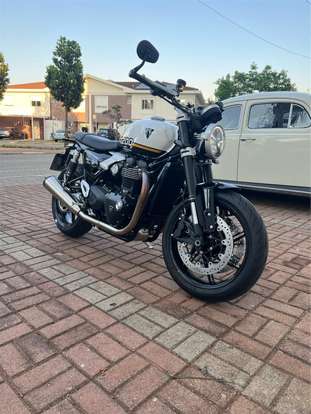 TRIUMPH-SPEED TWIN-2025