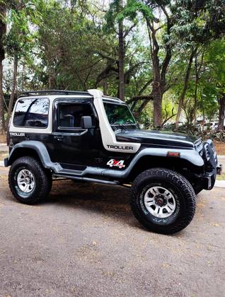 TROLLER T4 3.0 TETO RÍGIDO 16V TURBO ELETRONIC DIESEL 2P MANUAL
