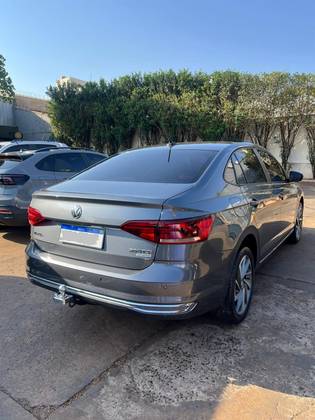 VOLKSWAGEN VIRTUS 1.0 200 TSI HIGHLINE AUTOMÁTICO