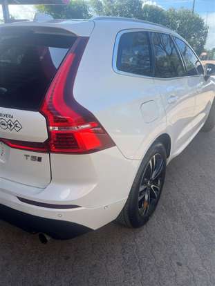 VOLVO-XC60-2018