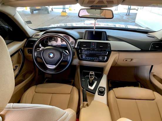 BMW-320i-2.0 SPORT 16V TURBO ACTIVE FLEX 4P AUTOMÁTICO BMW-320i-2018