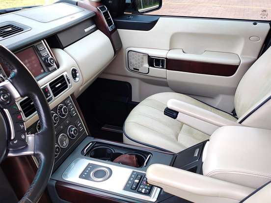 LAND ROVER-RANGE ROVER VOGUE-4.4 ITDV8 4X4 TURBO DIESEL 4P AUTOMÁTICO LAND ROVER-RANGE ROVER VOGUE-2011