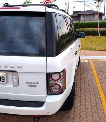 LAND ROVER-RANGE ROVER VOGUE-2011
