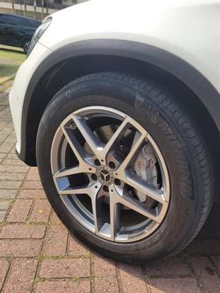 MERCEDES-BENZ-GLC 250-2019