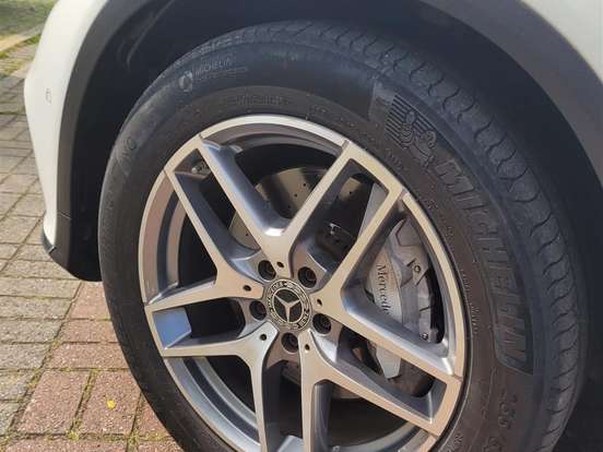 MERCEDES-BENZ-GLC 250-2.0 CGI GASOLINA HIGHWAY 4MATIC 9G-TRONIC MERCEDES-BENZ-GLC 250-2019