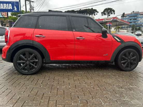 MINI-COUNTRYMAN-2010