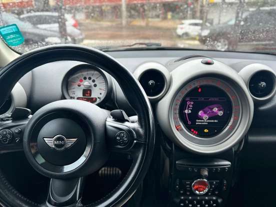 MINI-COUNTRYMAN-2010