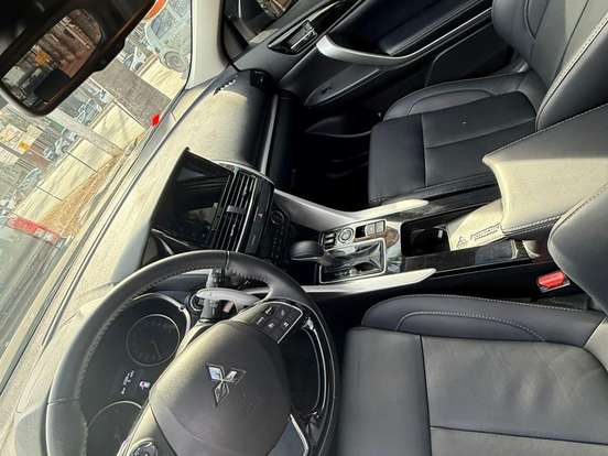 MITSUBISHI-ECLIPSE CROSS-1.5 MIVEC TURBO GASOLINA HPE-S S-AWC CVT MITSUBISHI-ECLIPSE CROSS-2024