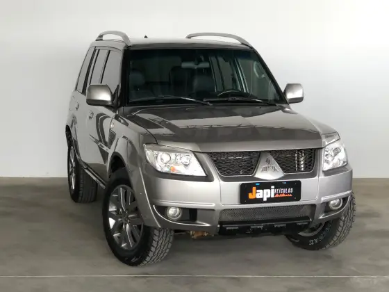 MITSUBISHI PAJERO TR4 2.0 4X2 16V 140CV FLEX 4P AUTOMÁTICO